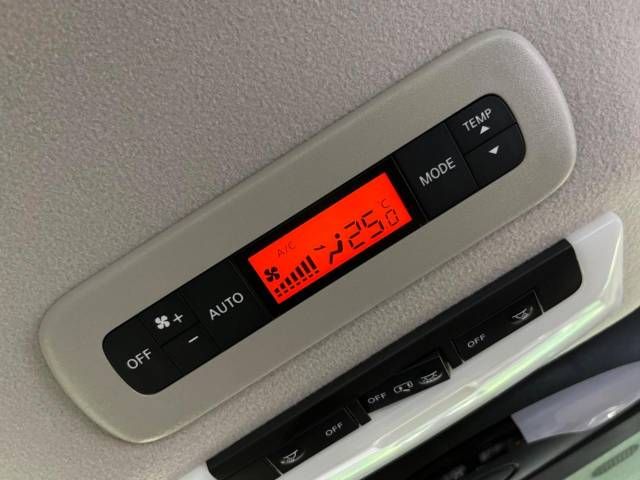 Nissan SERENA 2018-07 21330-8