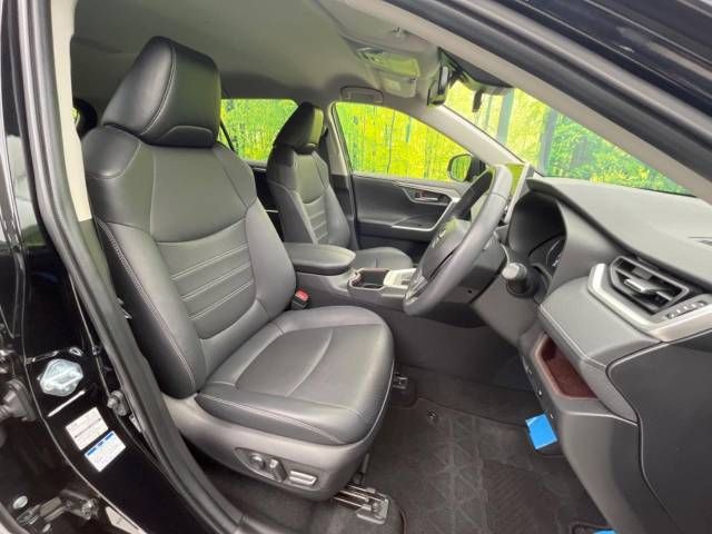 Toyota RAV4 2021-12 7233-8