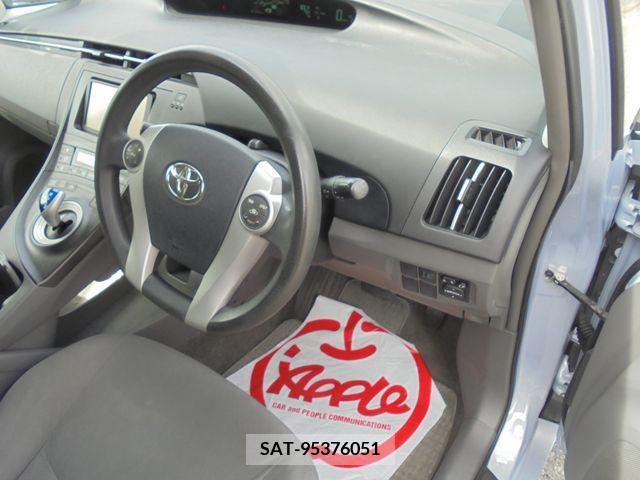 Toyota PRIUS 2011-08 350537-9