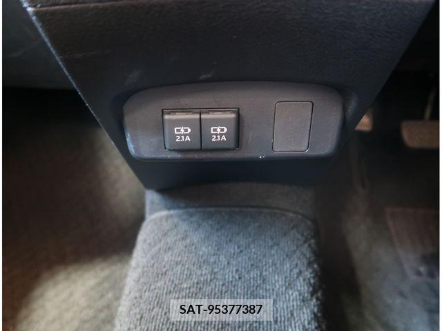 Toyota SIENTA 2019-04 368197-13