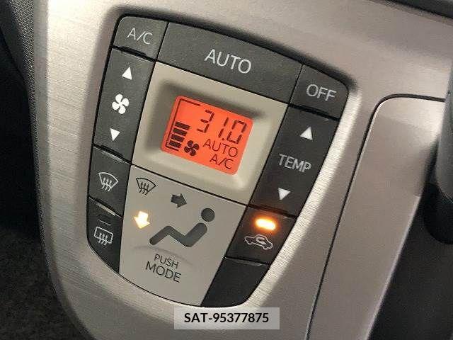 Daihatsu MOVE CUSTOM 2011-12 216835-8
