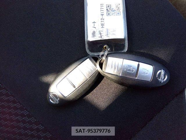 Nissan NOTE 2020-06 207648-8