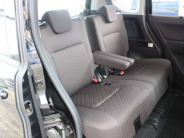 Mitsubishi DELICA D2 2017-01 9033-13