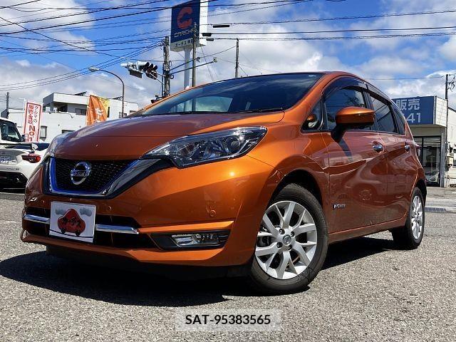 Nissan NOTE 2017-04 279992-0