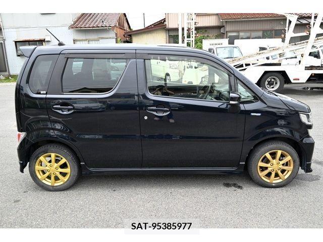 Suzuki WAGON R 2018-01 328667-8