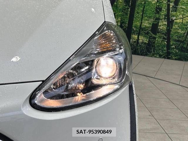 Toyota SIENTA 2018-10 298362-13