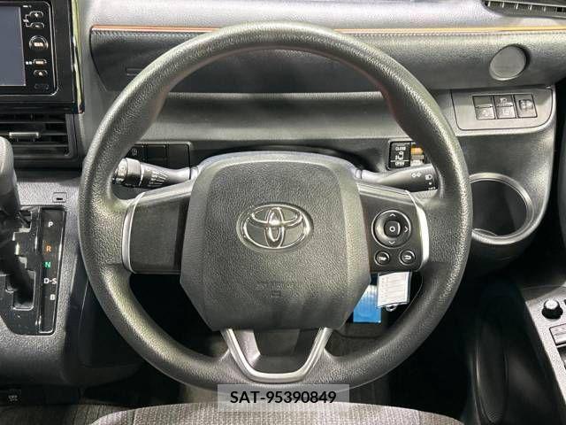 Toyota SIENTA 2018-10 298362-12
