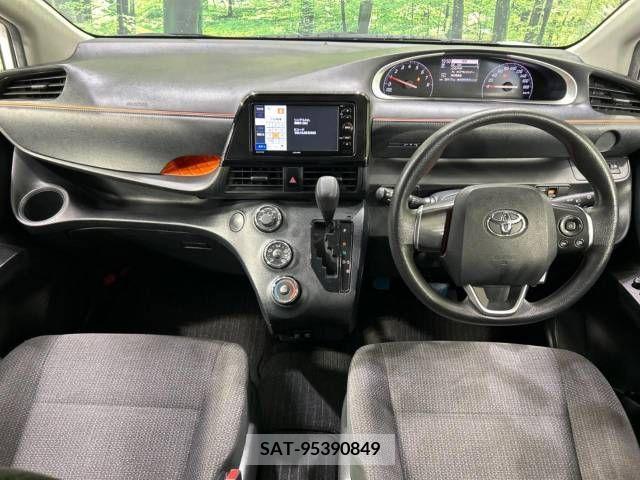 Toyota SIENTA 2018-10 298362-1