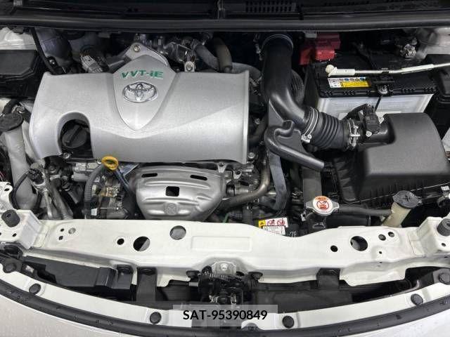 Toyota SIENTA 2018-10 298362-19