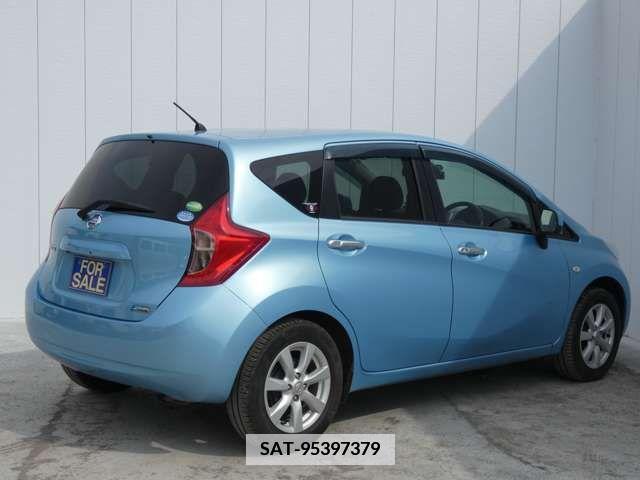 Nissan NOTE 2013-12 365487-7