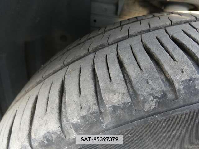 Nissan NOTE 2013-12 365487-19