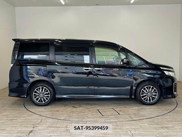 Toyota VOXY 2016-02 321450-13
