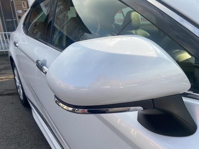 Toyota CAMRY HYBRID 2019-09 17028-13