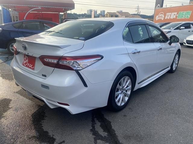 Toyota CAMRY HYBRID 2019-09 17028-3