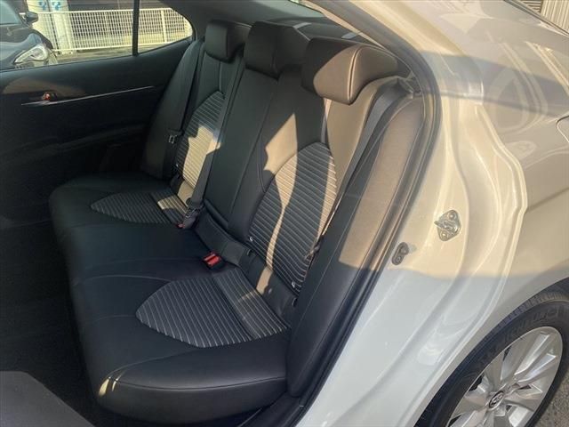 Toyota CAMRY HYBRID 2019-09 17028-22