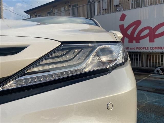 Toyota CAMRY HYBRID 2019-09 17028-8
