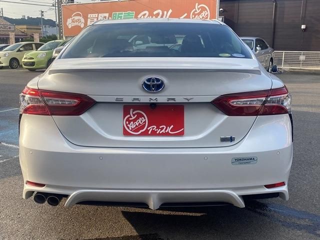 Toyota CAMRY HYBRID 2019-09 17028-4