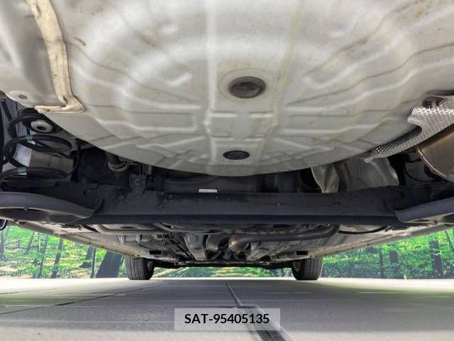 Nissan NOTE 2016-11 329904-19
