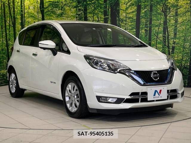 Nissan NOTE 2016-11 329904-16