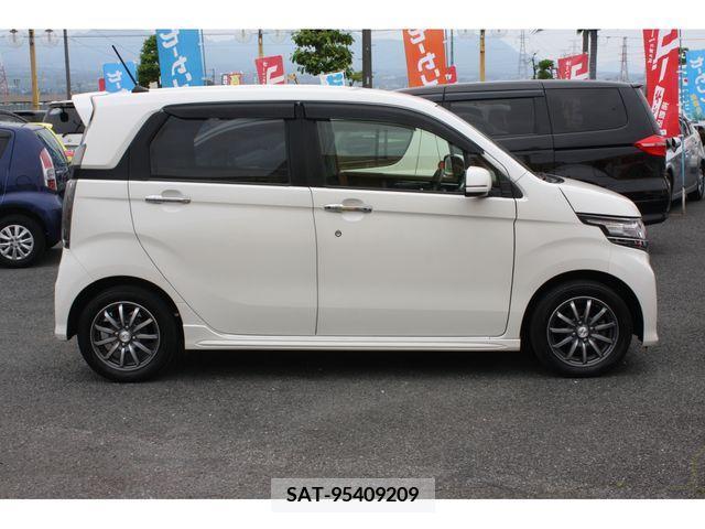 Honda N-WGN 2016-03 298158-3