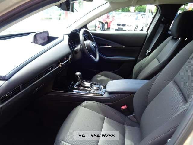 Mazda CX-30 2023-03 396189-13