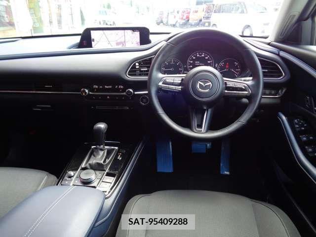 Mazda CX-30 2023-03 396189-2
