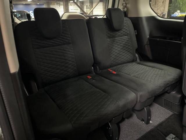 Nissan SERENA 2018-05 189040-10