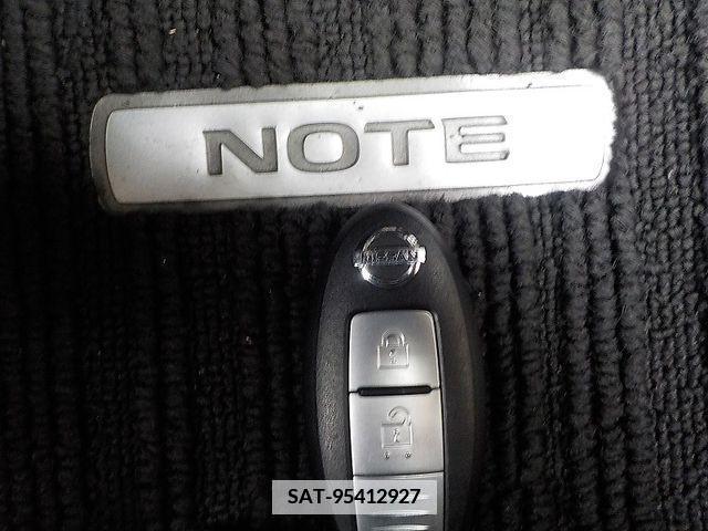 Nissan NOTE 2017-09 365321-17
