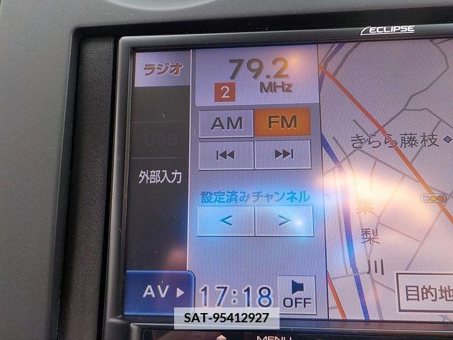 Nissan NOTE 2017-09 365321-14
