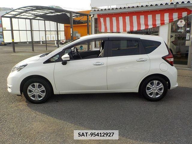 Nissan NOTE 2017-09 365321-8