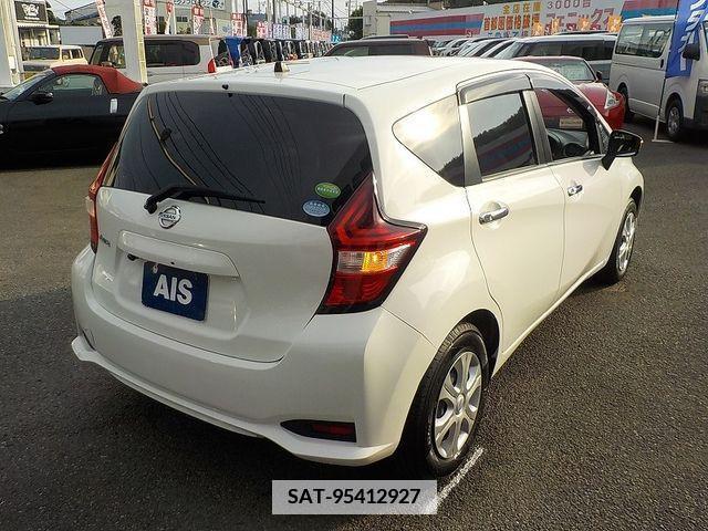 Nissan NOTE 2017-09 365321-5