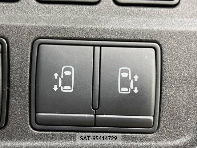 Nissan SERENA 2019-08 353122-6