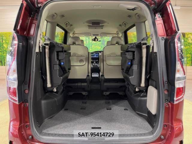 Nissan SERENA 2019-08 353122-11