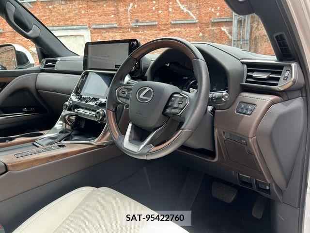Lexus LX 2023-03 275461-6