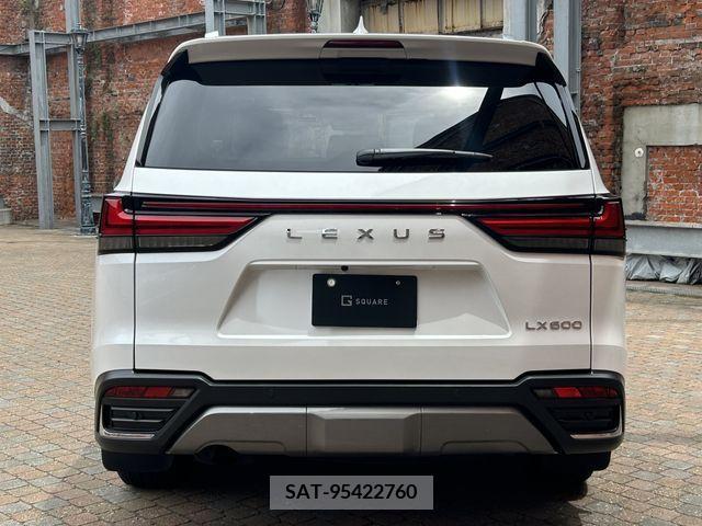 Lexus LX 2023-03 275461-2