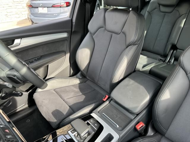 Audi Q5 2022-12 195638-20