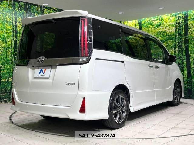 Toyota NOAH 2019-06 365091-18