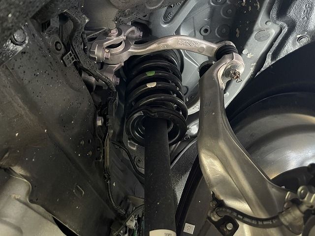 Toyota CROWN SEDAN 2018-09 183904-13
