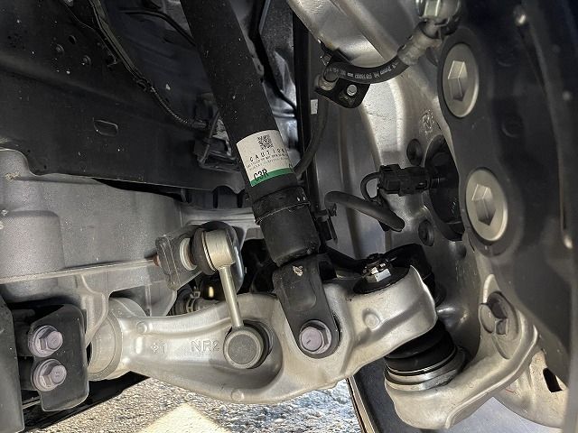 Toyota CROWN SEDAN 2018-09 183904-12