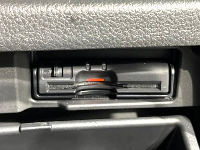Nissan SERENA 2015-10 193146-7
