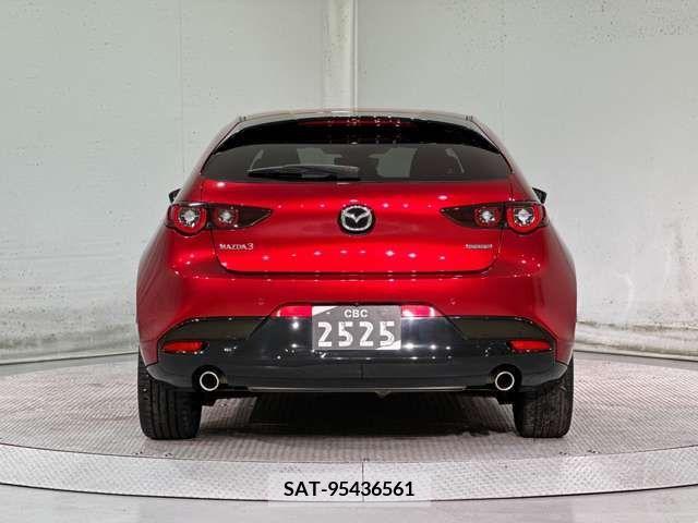 Mazda MAZDA3 2022-03 276407-9