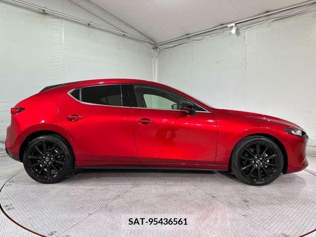 Mazda MAZDA3 2022-03 276407-7