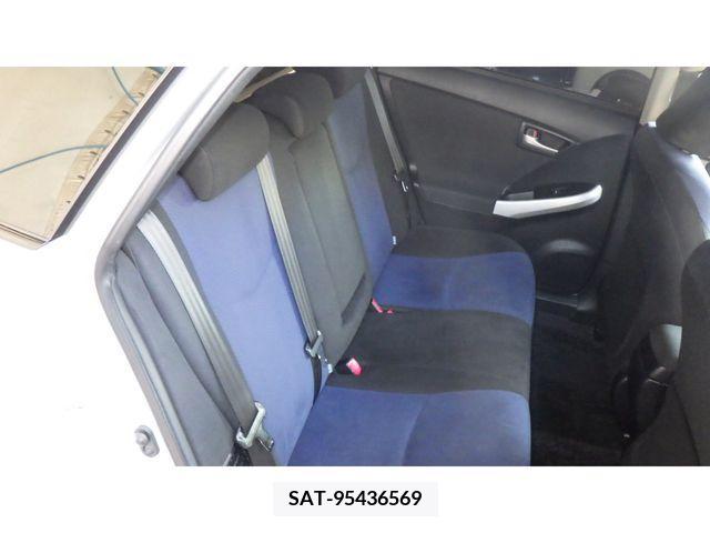 Toyota PRIUS 2012-08 371749-10