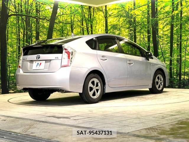 Toyota PRIUS 2013-06 282108-17