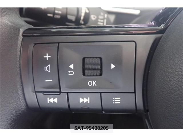 Nissan NOTE 2021-08 365317-18