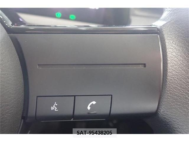 Nissan NOTE 2021-08 365317-17