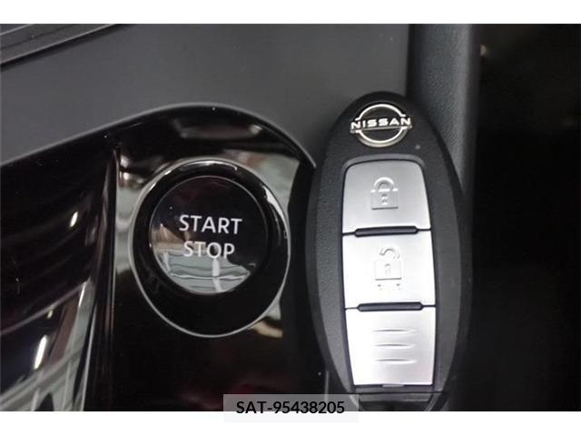 Nissan NOTE 2021-08 365317-27