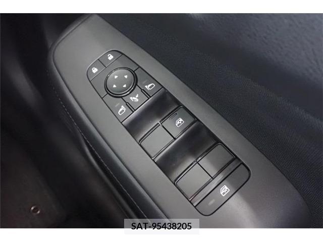 Nissan NOTE 2021-08 365317-21