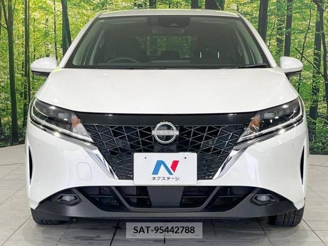 Nissan NOTE 2021-07 392948-14