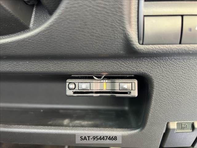 Mitsubishi EK X 2020-05 387996-19